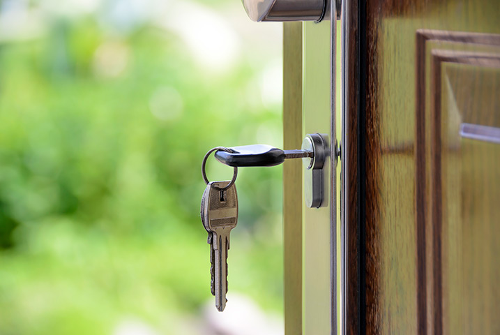 A2B Locks are able to provide local locksmiths in Ashtead to repair your broken locks. 